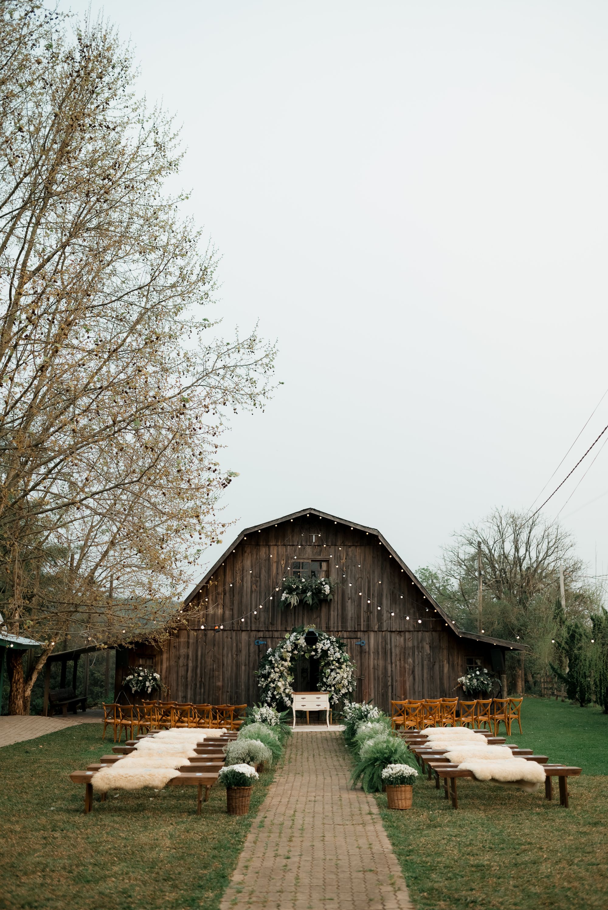 Generic placeholder for photography & sessions at a barn venue